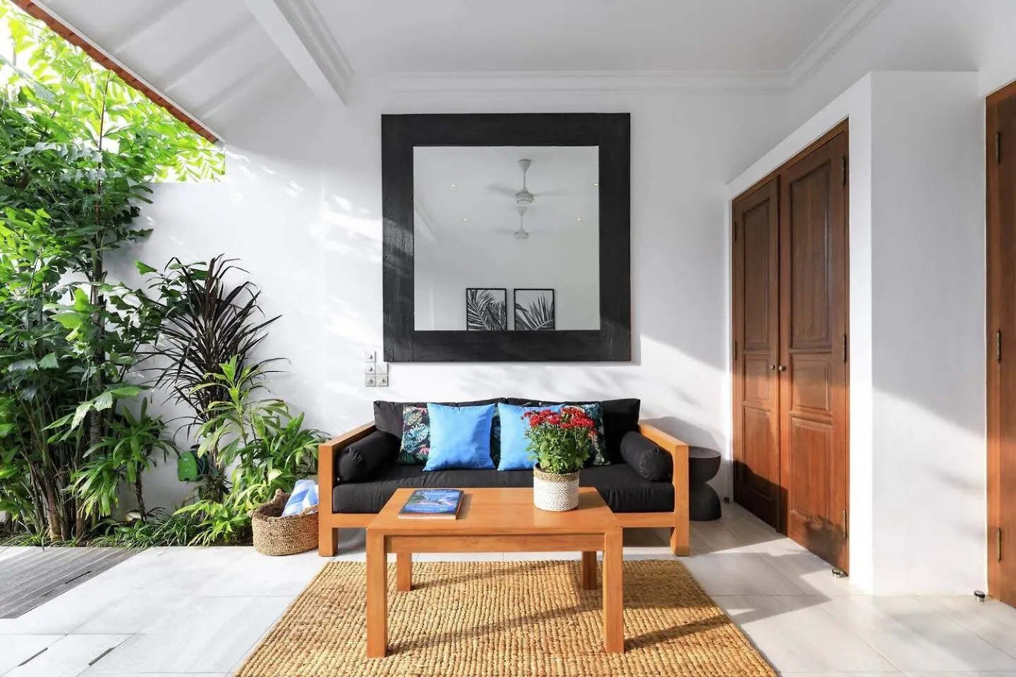 Villa Nook 세미냑