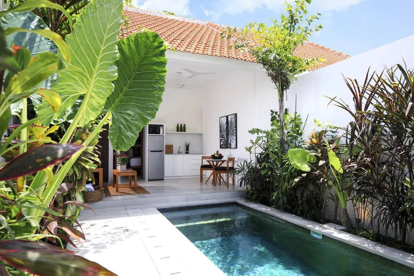 Villa Nook 세미냑